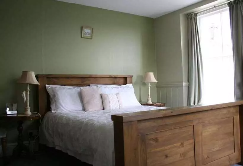 Отель The Pack Horse Inn