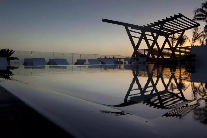 Hotel Ultravioleta Boutique Residences