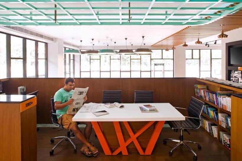 Hotel Zone By The Park, Coimbatore