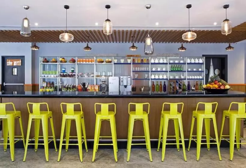 Hotel Zone By The Park, Coimbatore