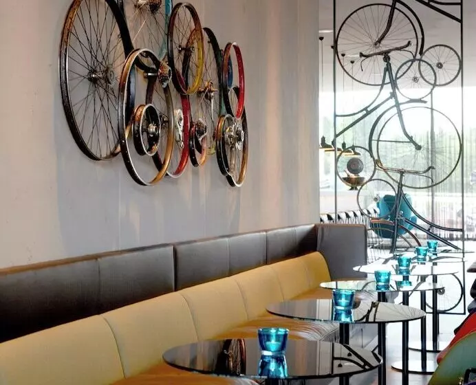 Motel One Amsterdam