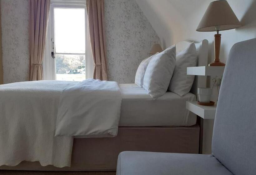 ペンション Gable Lodge Guest House