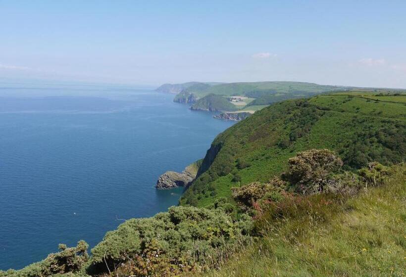 ペンション Gable Lodge Guest House