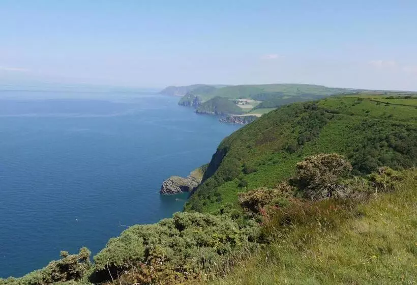 ペンション Gable Lodge Guest House