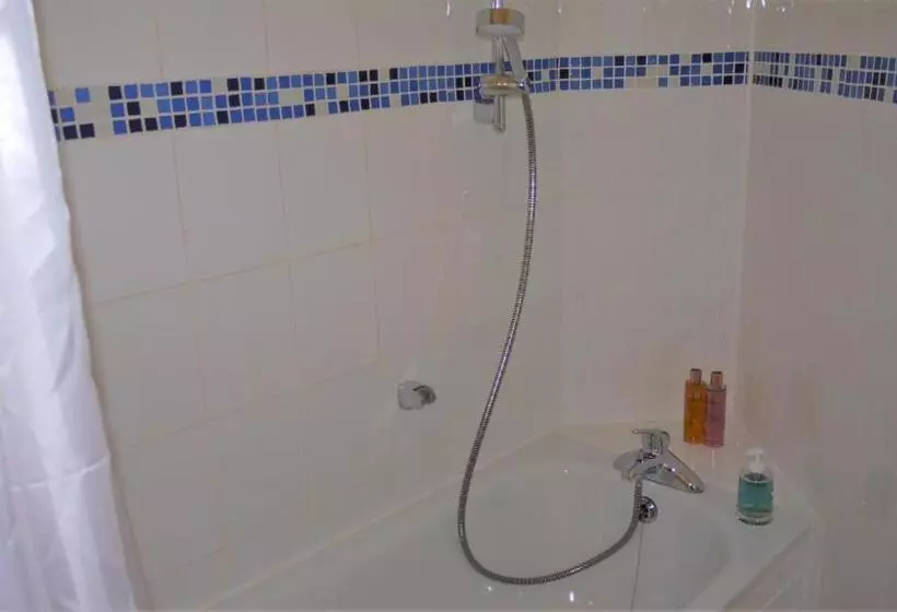 ペンション Gable Lodge Guest House