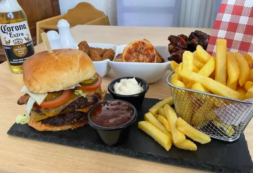 Пансион The Kenton