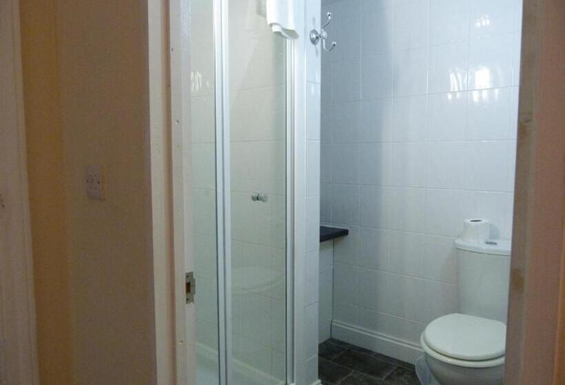 بنسيون The Kenton