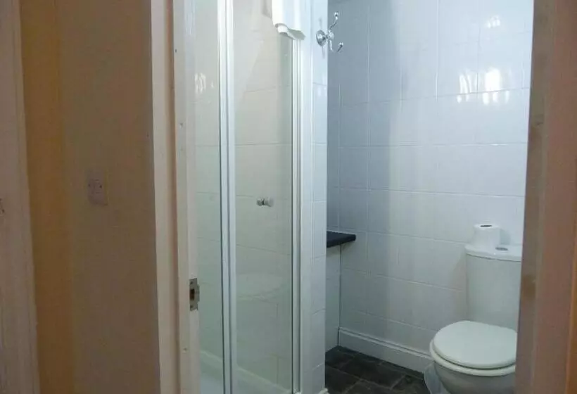 Пансион The Kenton