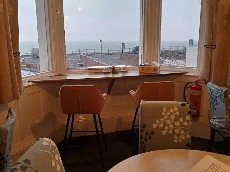 Пансион The Kenton