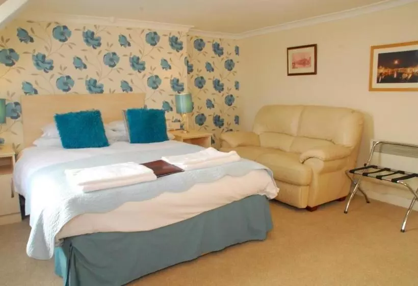 پانسیون Weymouth Beach B&b  Adult Only