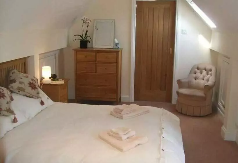 Bed & Breakfast Tibbiwell Lodge