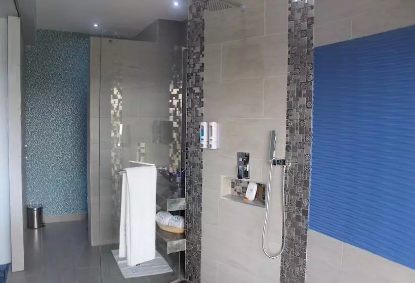 هتل Aquarius Kigo Resort