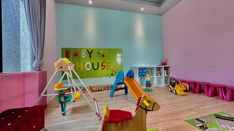 هتل Babyhouse