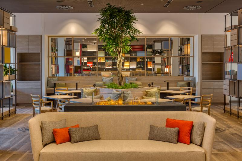 Intercityhotel Berlin Airport Ber Terminal 1 & 2