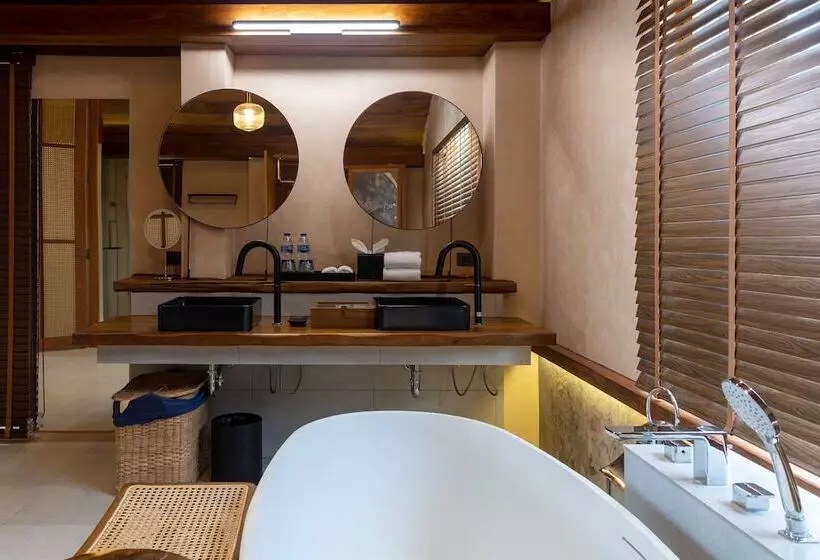 Irene Pool Villa Resort, Koh Lipe