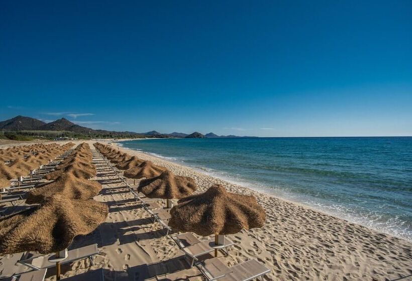 Отель Cala Sinzias Resort