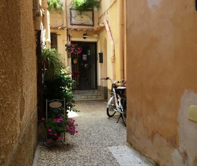 Bed and Breakfast Camere A Sud