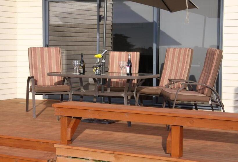 مبيت وإفطار Richmond Farm Lodge