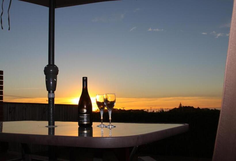 مبيت وإفطار Richmond Farm Lodge