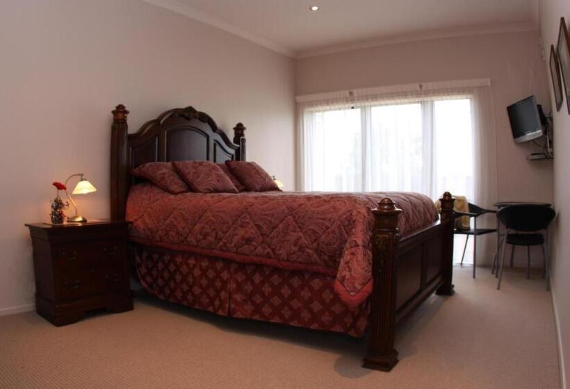 مبيت وإفطار Richmond Farm Lodge