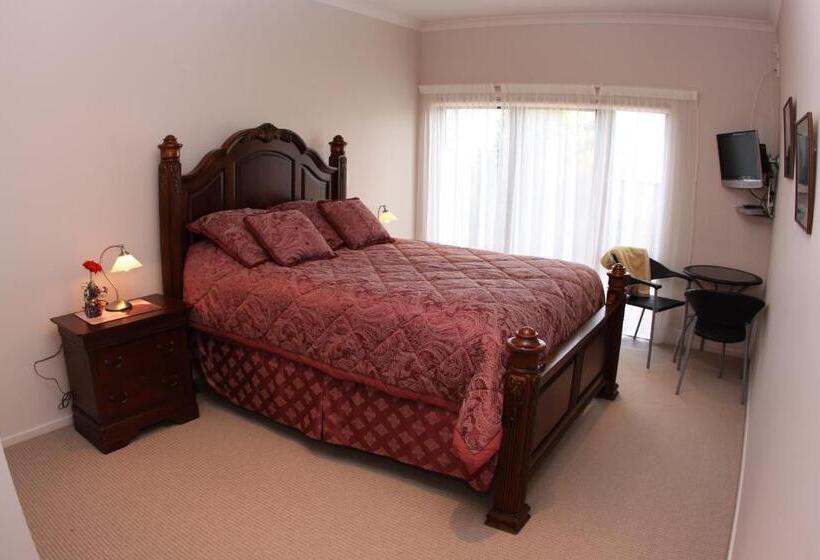 مبيت وإفطار Richmond Farm Lodge