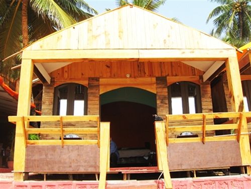 Camp Sanfrancisco Guest House