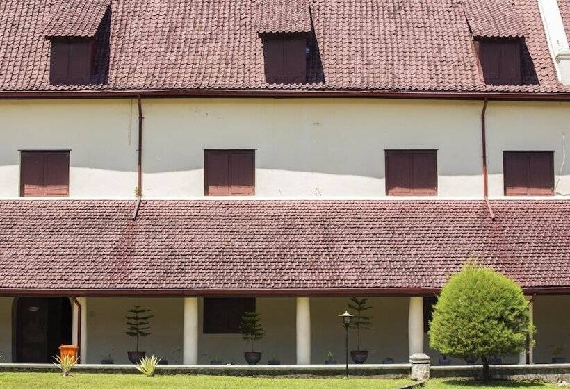 فندق Amaris Hertasning Makassar