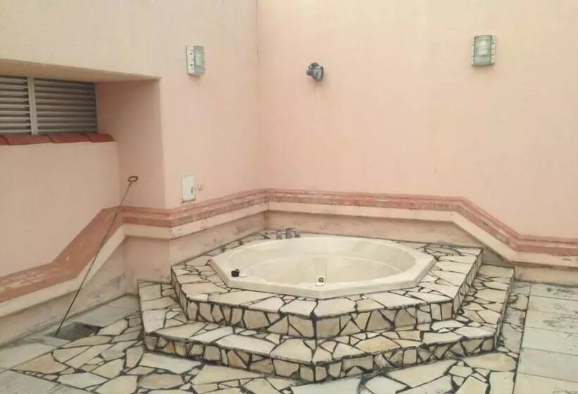 هتل Bell Harmony Ishigakiisland