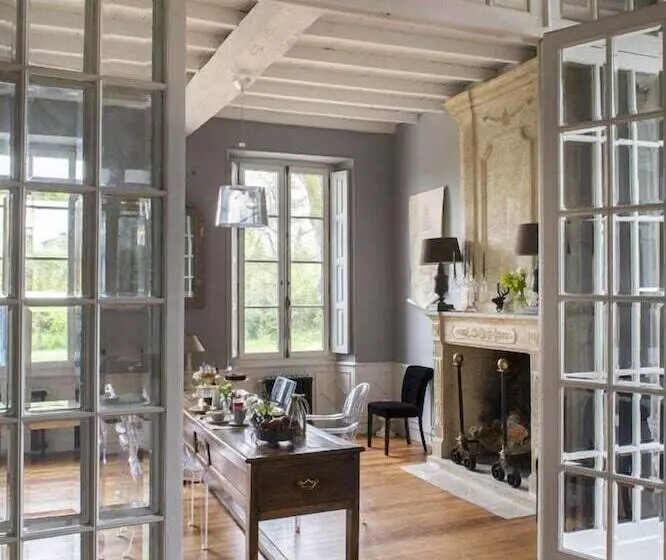 Hotelli Clos Marcamps   Teritoria