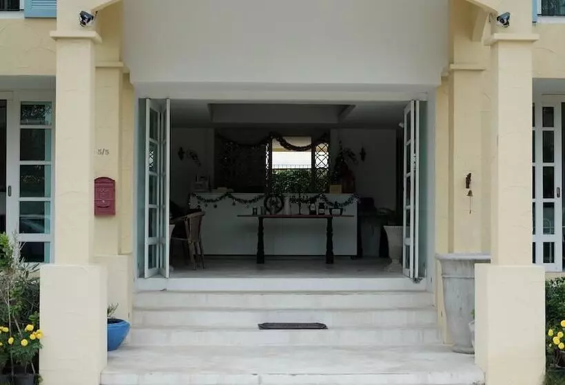 هتل De Pastel Hua Hin