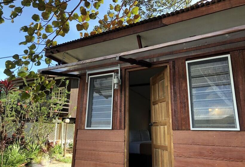 호텔 Mile 36 Lodge