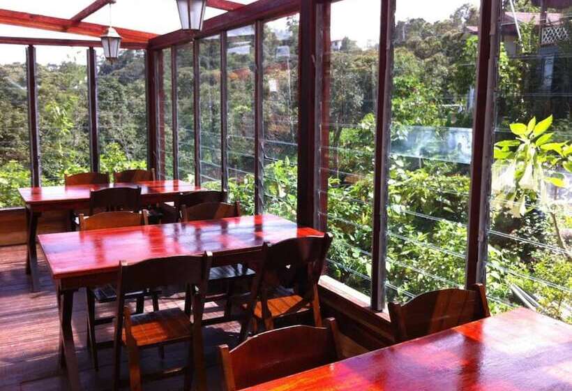 호텔 Mile 36 Lodge