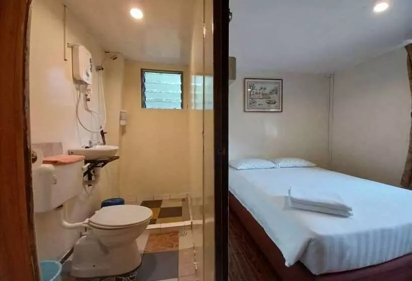 هتل Mile 36 Lodge