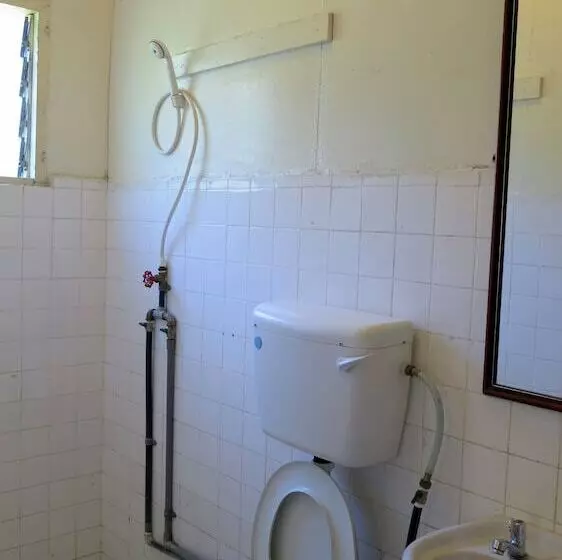 هتل Mile 36 Lodge