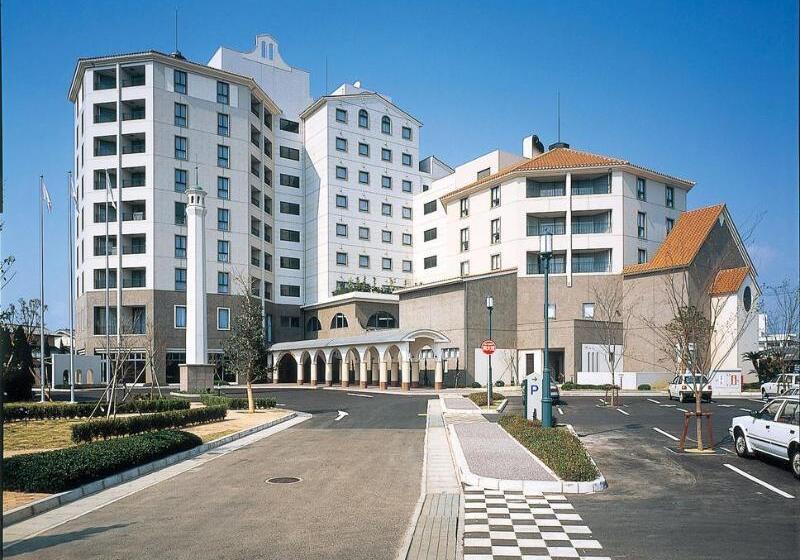 فندق Nagasaki International