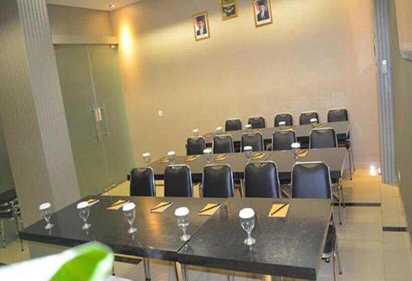 World Hotel Jakarta   Bandengan