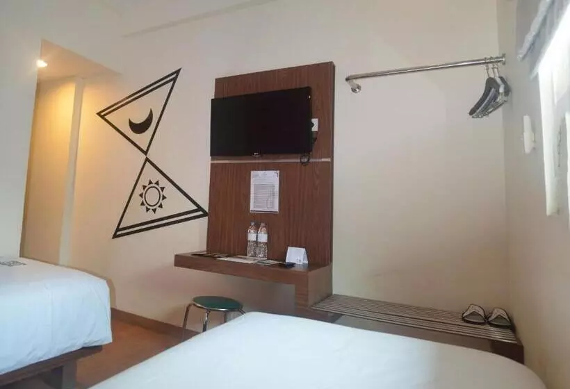 World Hotel Jakarta Bandengan