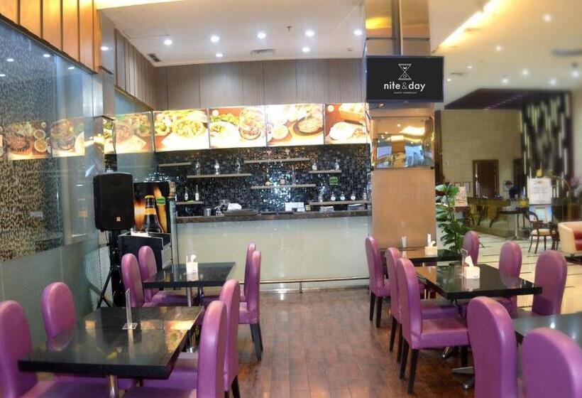 World Hotel Jakarta   Bandengan