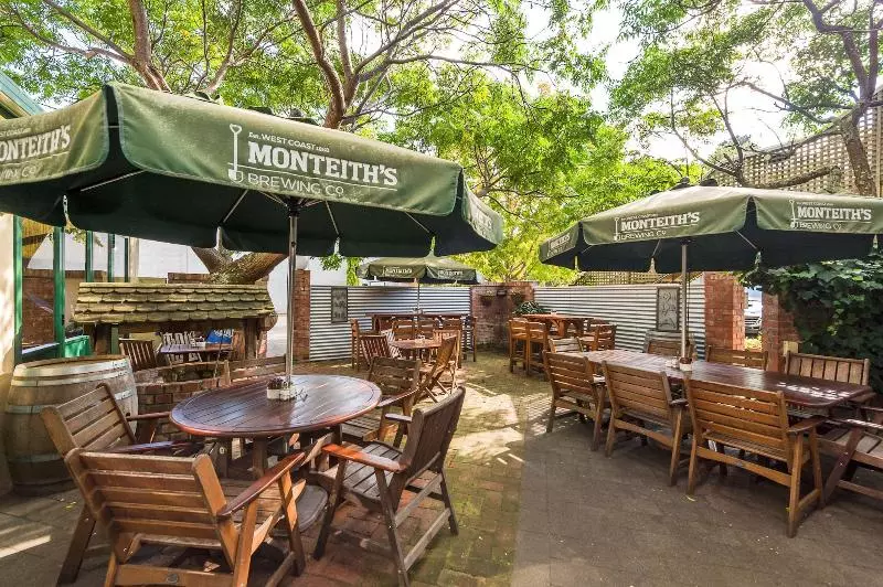 Hotel Rutland Arms Inn