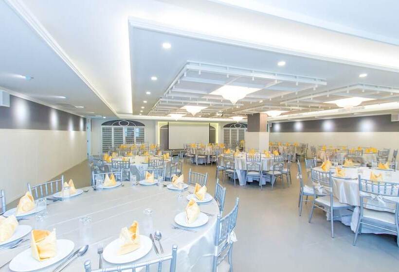 Sugar Marina Hotel  Aviator  Phuket Airport   Sha Extra Plus