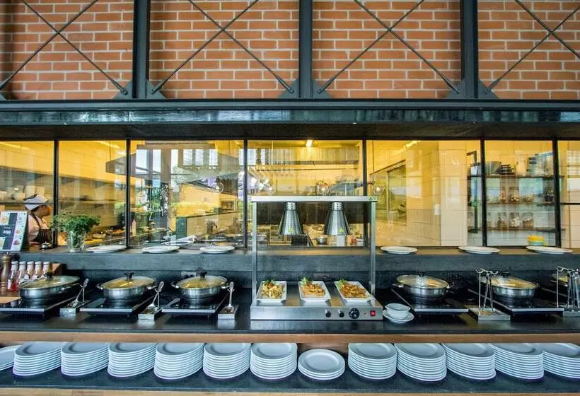 Sugar Marina Hotel Aviator Phuket Airport Sha Extra Plus