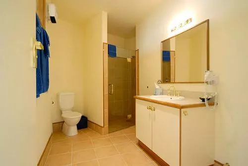 Отель The Wheelhouse Inn