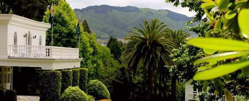 Отель Wallaceville Motor Lodge