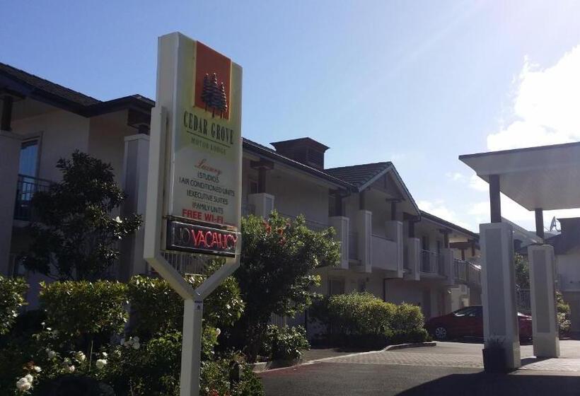 Motel Cedar Grove Motor Lodge