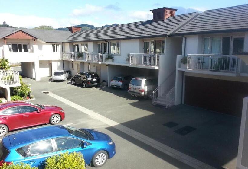 Motel Cedar Grove Motor Lodge