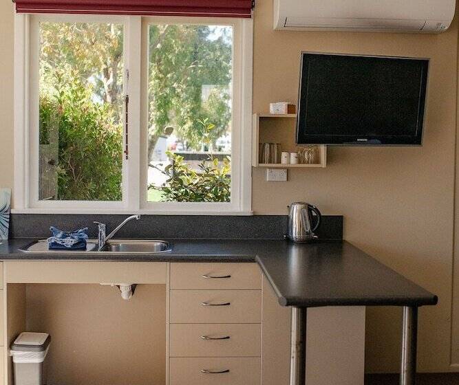 מוטל Taupo Top 10 Holiday Park