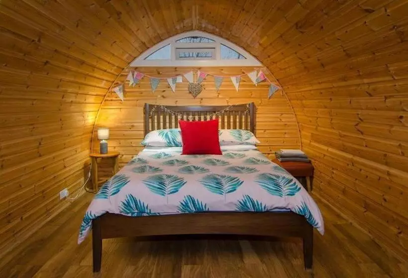 膳宿费 Rossendale Holiday Cottages & Spa