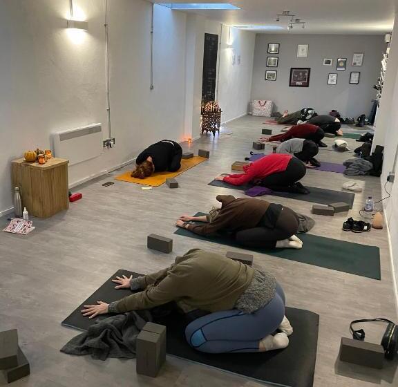 膳宿费 Rossendale Holiday Cottages & Spa