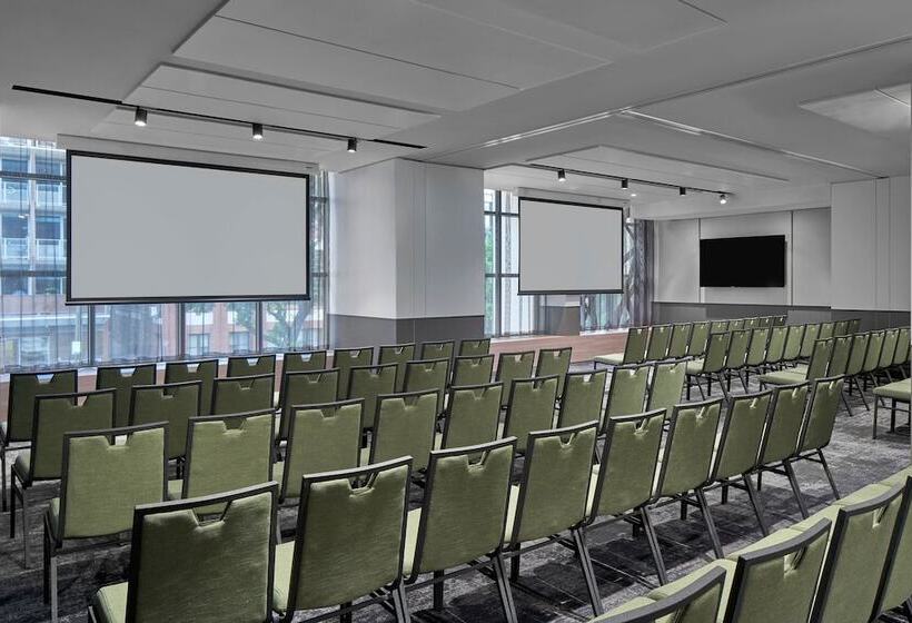 酒店 Courtyard By Marriott Melbourne Flagstaff Gardens