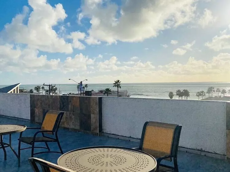 Hotelli Fiesta Rosarito